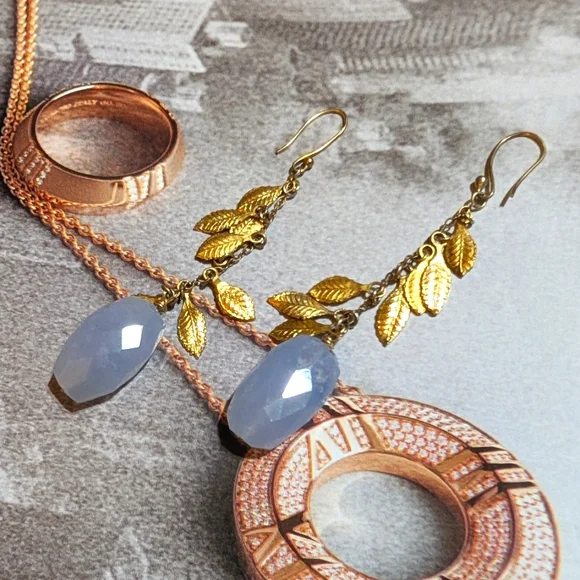 Vintage Lavender Briolette Cut Jade Shoulder Brusher Earrings 💜 - Picture 5 of 5